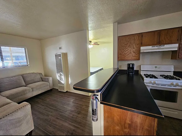 115 S Evergreen Rd #3 — Photo 4