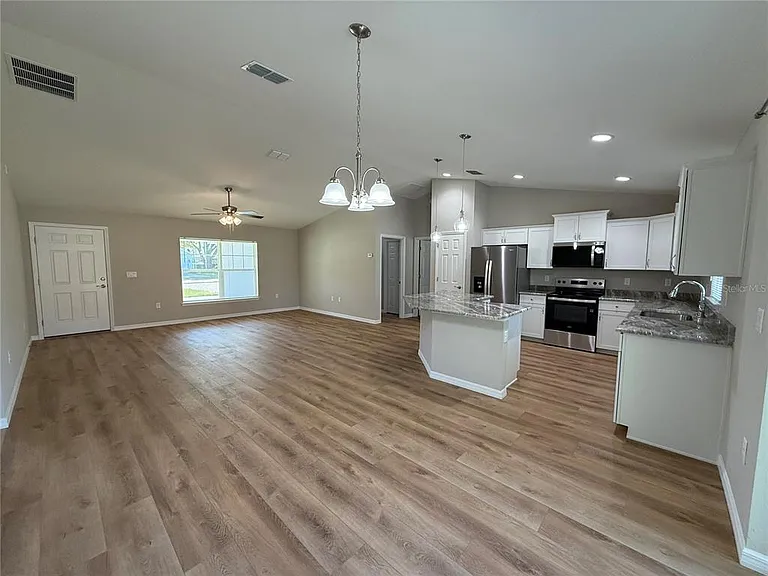 10426 SW 133rd Ave — Photo 3