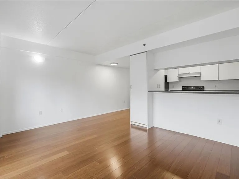 West Park Place — Photo 26