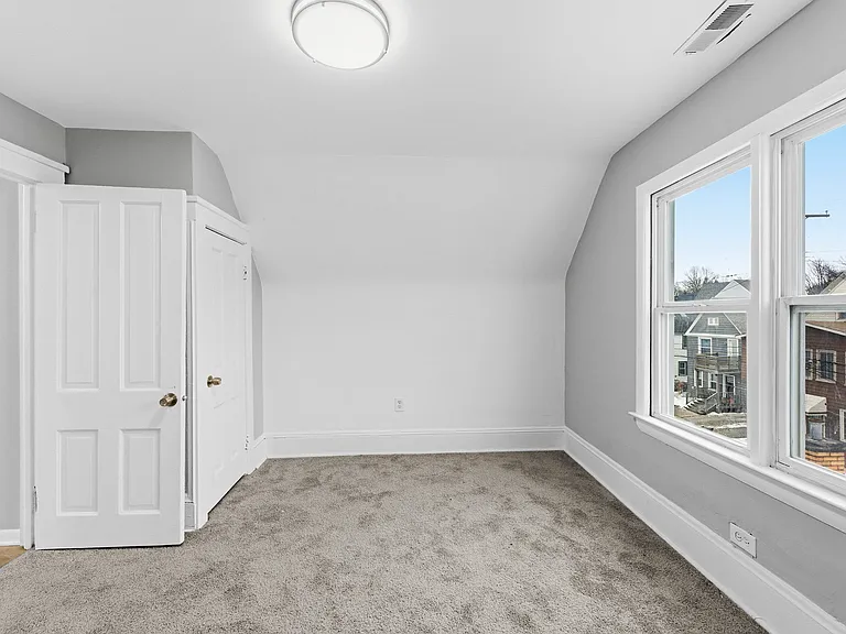 1930 Coltman Rd #4 — Photo 14