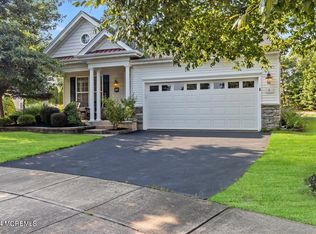 3 Cardona Pl, Barnegat, NJ 08005