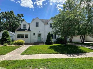 903 2nd Ave S, Northwood, IA 50459