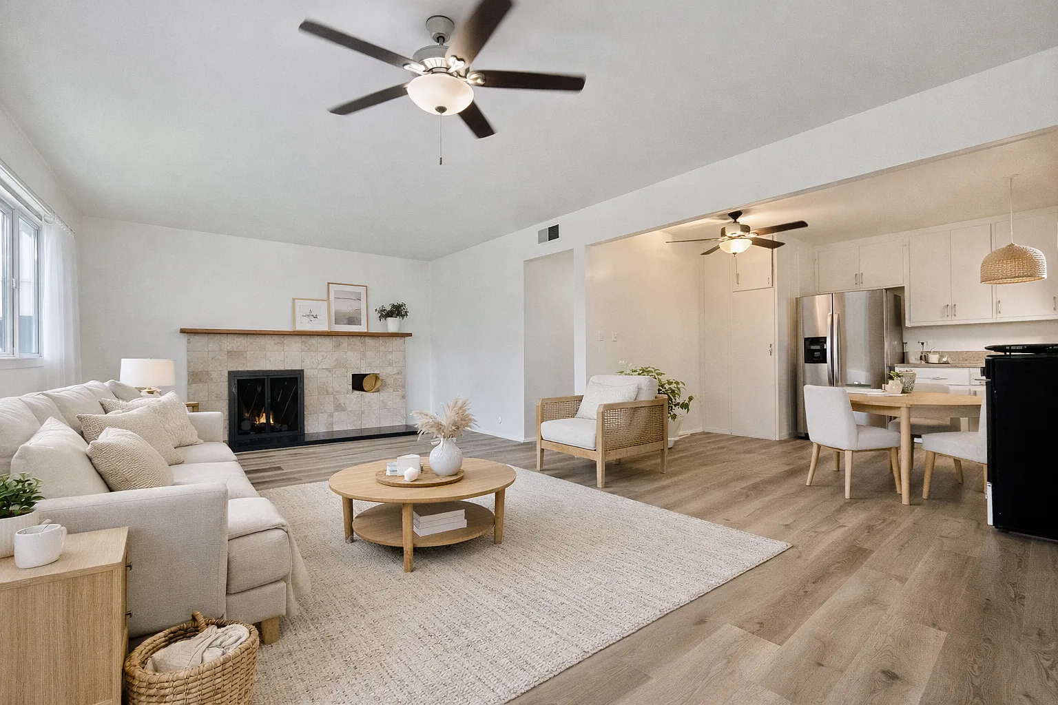 2 bed, $2,795 — Photo 1