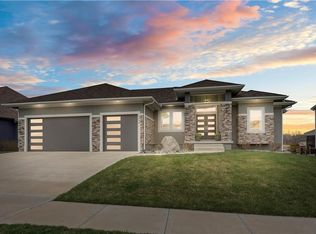 4808 NW Montebella Dr, Riverside, MO 64150