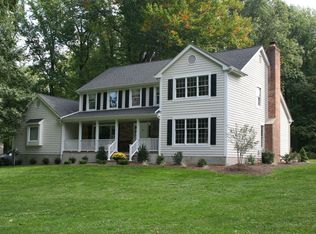 3 Lance Rd, Lebanon, NJ 08833