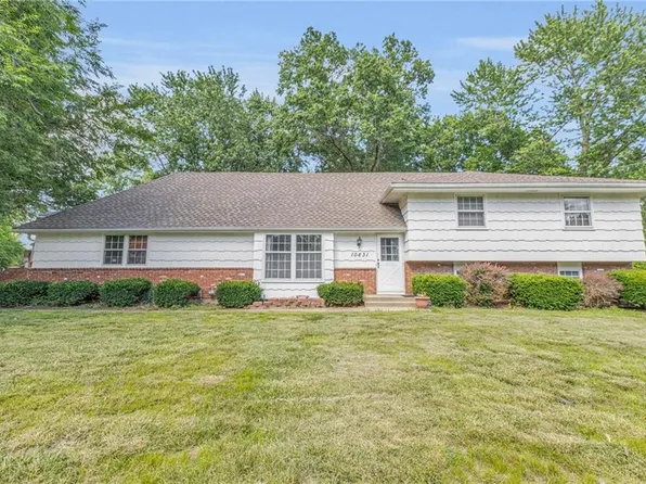 10831 Fuller Ave, Kansas City, MO 64134