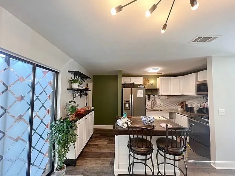 212 Bent Arrow Dr #1 — Photo 5