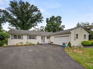 239 Dead Tree Run Rd, Belle Mead, NJ 08502