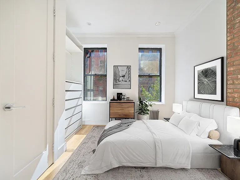 325 E 83rd St #2A — Photo 3