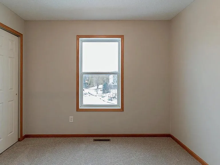 8413 Lobelia Ct — Photo 17