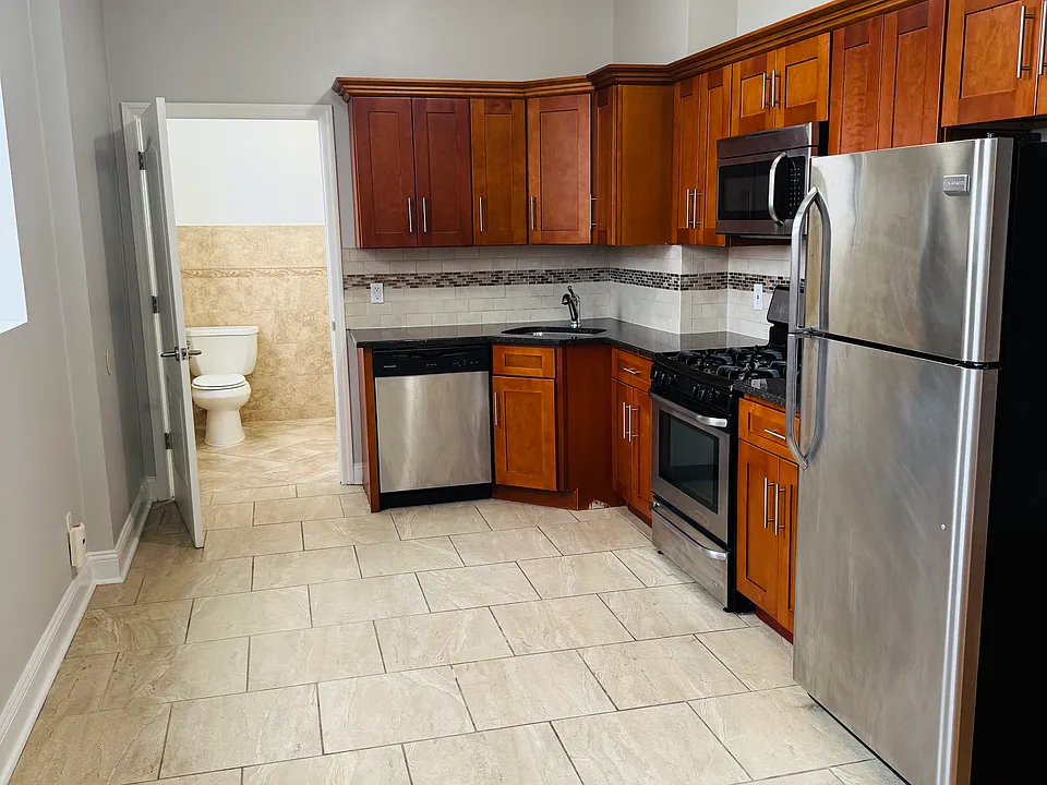 45 S Broadway Ave #4A
