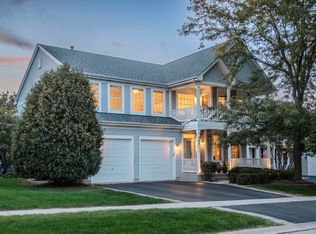 502 Windett Ln, Geneva, IL 60134