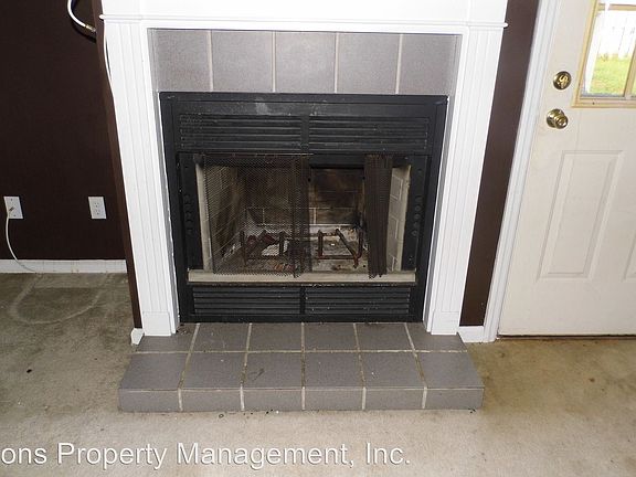 2nd image of 2048 Lasalle Dr