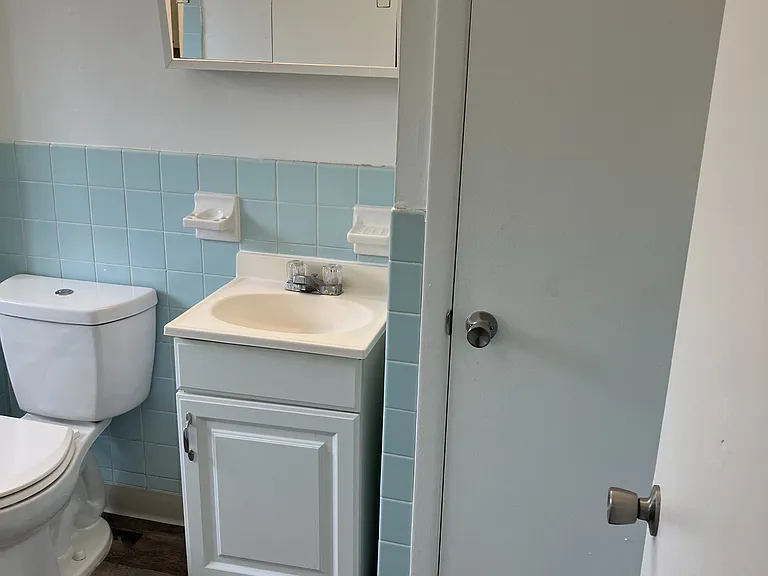 Valley York Apartments — Photo 48