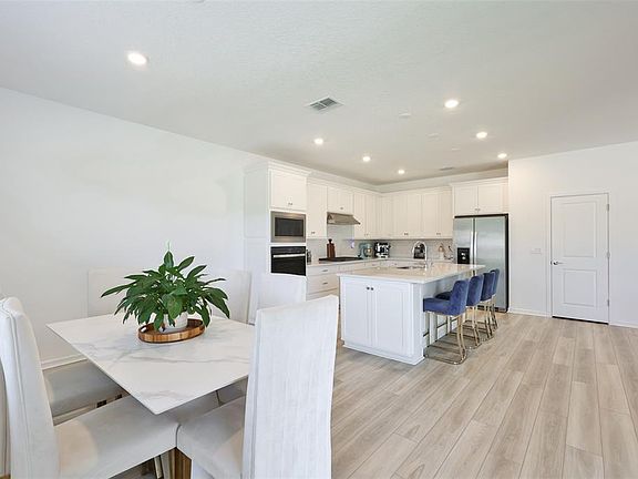 2nd image of 3070 Forest Meadow Ave