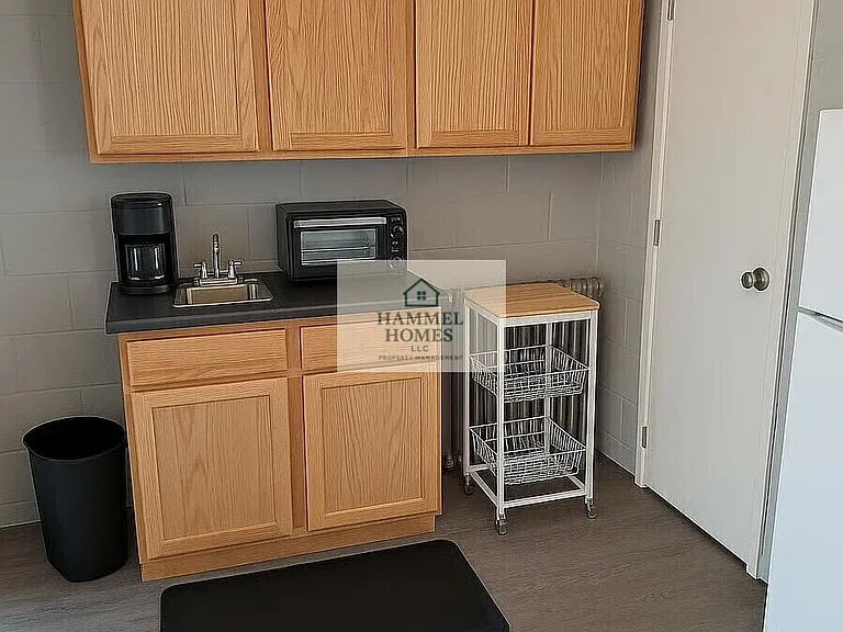 1520 S Main St #FURNISHED — Photo 1