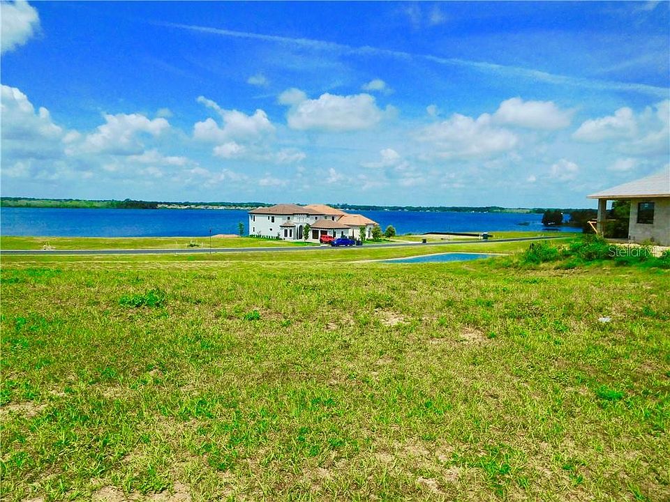 1st image of 828 Waterfern Trail Dr