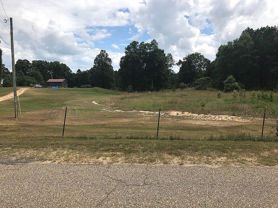 2nd image of Childress Rd