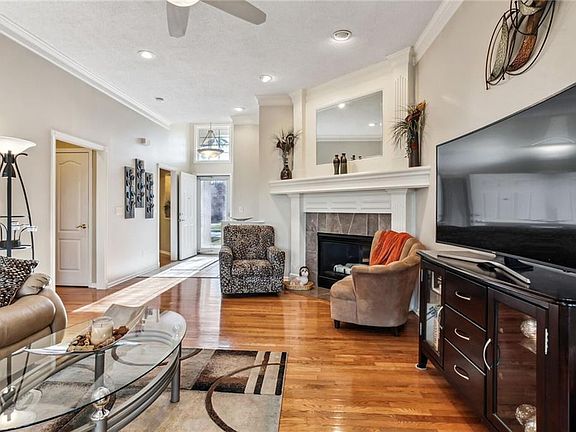 4th image of 4447 S Davidson Dr