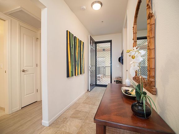 5th image of 22 Pahoe Ln #C203