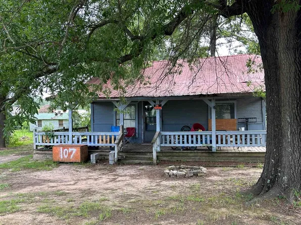 107 S Walnut St, Emmet, AR 71835