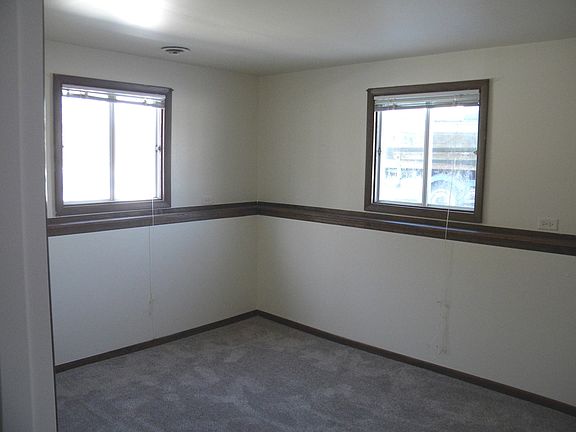 4th image of 142 Lakewood Dr