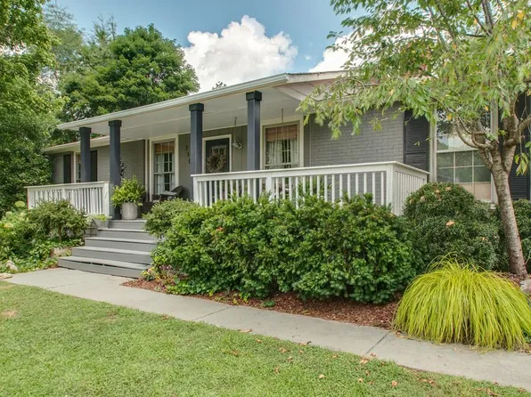 1102 Cedar Hill Rd, Kingston Springs, TN 37082