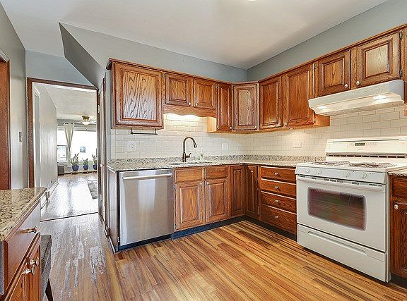 4th image of 6815 W Highland Ave