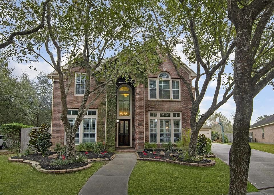1st image of 3008 Autumn Creek Dr