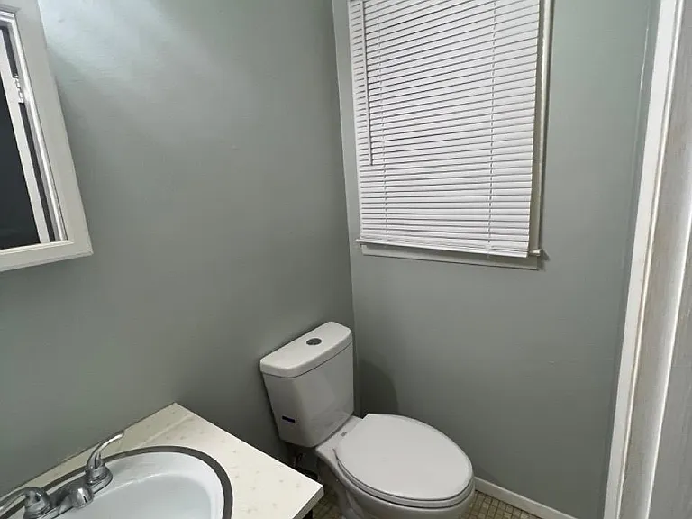 211 Utah Ave — Photo 13
