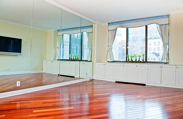 Rented by Broad Horizon Real Estate Inc | media 44