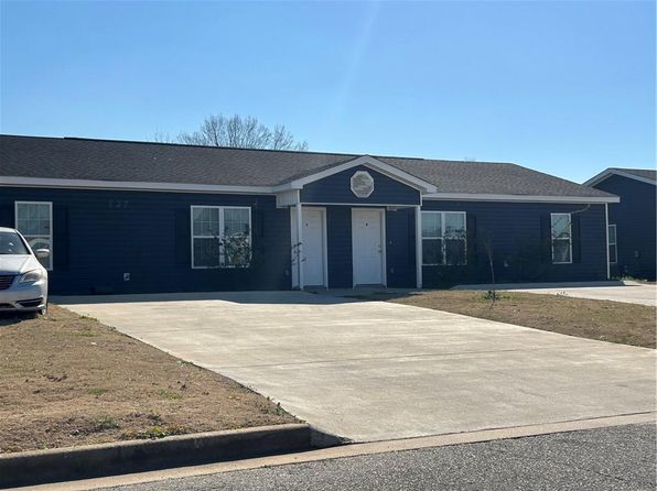 139 Ronald Pride Blvd, Fort Valley, GA