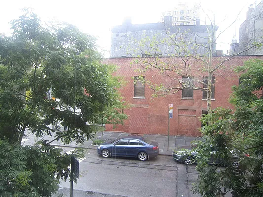 Rented by Immac Realty | media 31