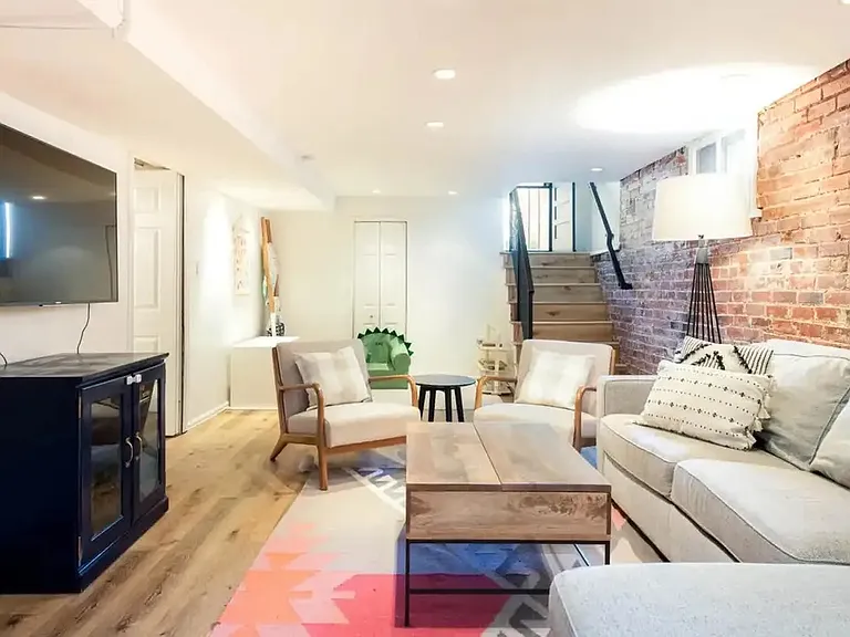 4631 Batavia Pl — Photo 5