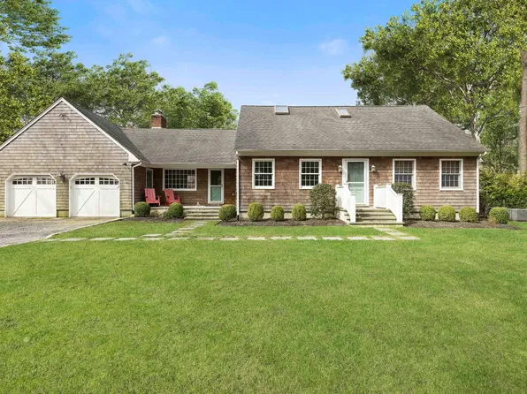 37 Foster Rd, Quogue, NY 11959