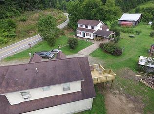 520 Eighteen Mile Creek Rd, Buffalo, WV 25033