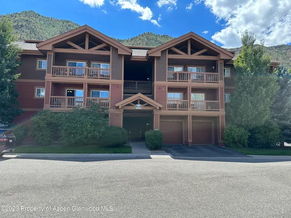 560 River View Dr Unit 704, New Castle, CO 81647