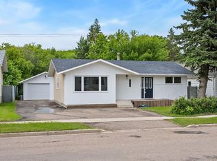 5510 S 45th St, Lloydminster, AB T9V 0C2