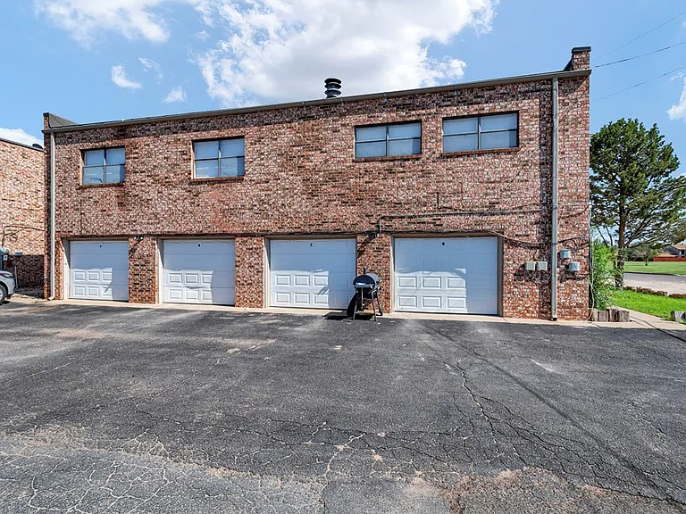 424 W Pecan Ave #B — Photo 37