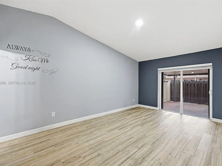 11601 SW 123rd Ave — Photo 18