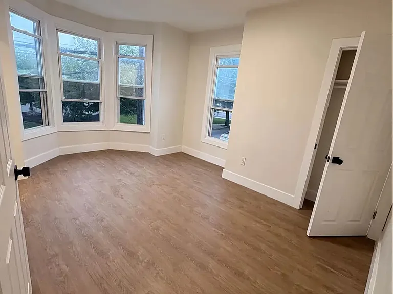 352 Bergen St #G2 — Photo 5