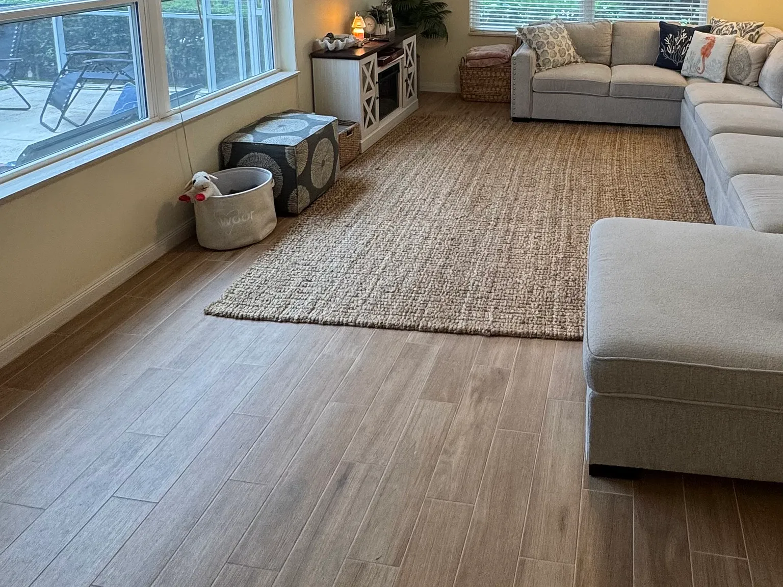 2 bed, 2.5 bath, 1374 sqft, $2,300 — Photo 3