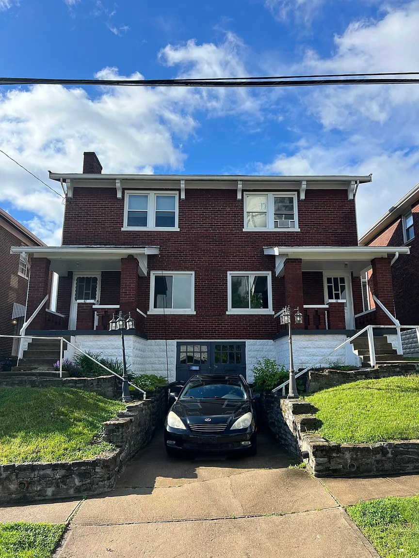 42 Lumley Ave #1 photo 1