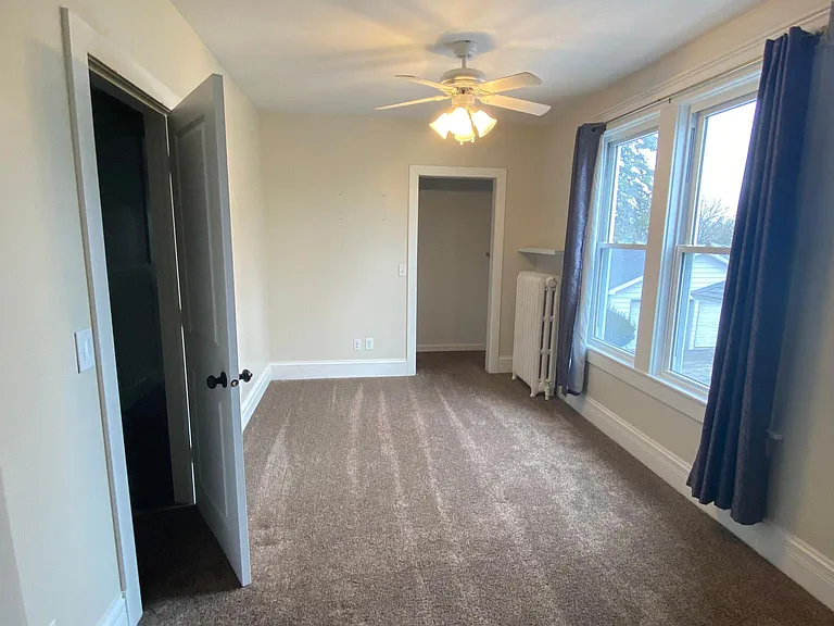 464 W South St #2 — Photo 4