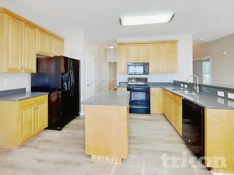10214 Blackstock Rd — Photo 5