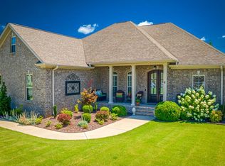 209 Plantation Springs Dr, Florence, AL 35630