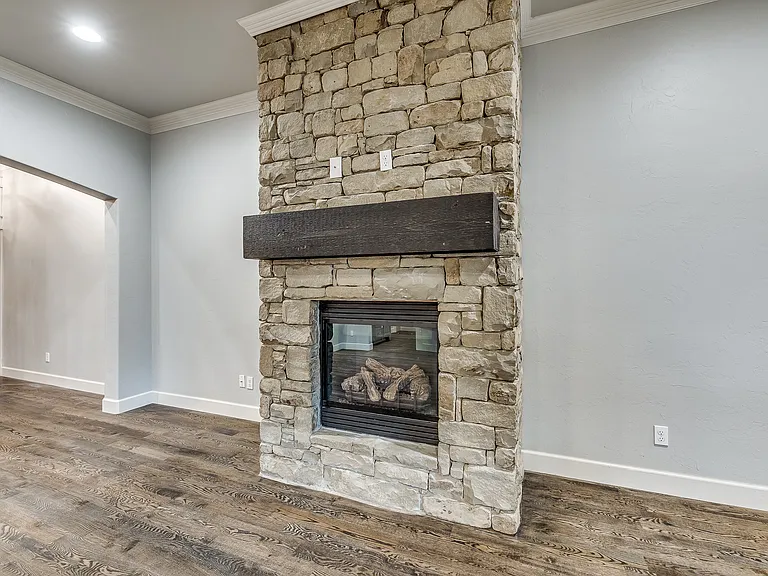 2916 Pacifica Ln — Photo 8