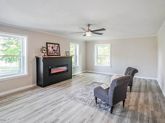 5th image of 6239 Paris Ave
