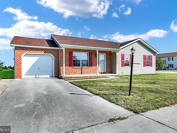 3rd image of 317 Johnathon Dr