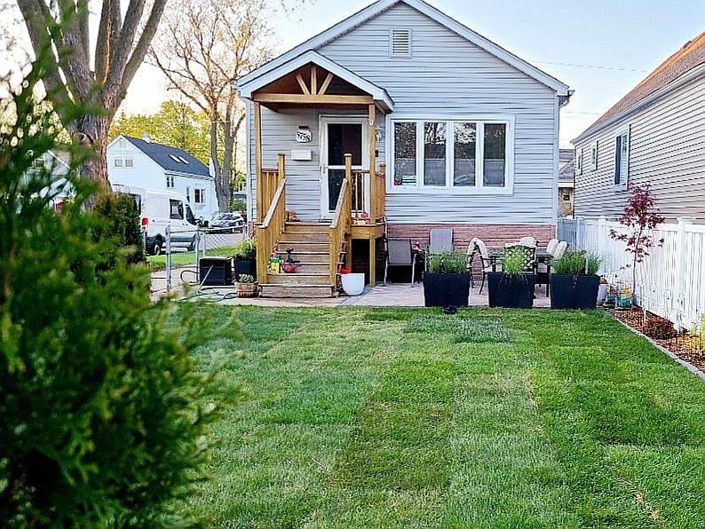1st image of 5758 W Newport Ave